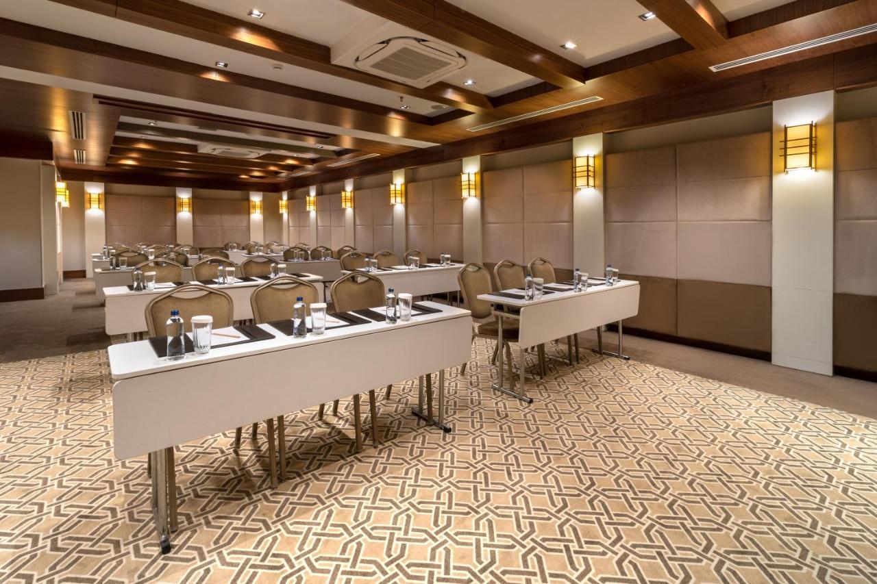 Hotel Mercure Bomonti Istanboel